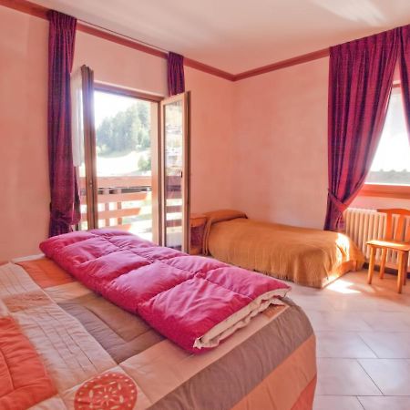 Albergo Castello Valfurva Exterior photo